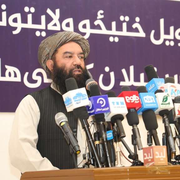 Taliban Minister Warns Afghan Flag Could be Raised in Peshawar Within Two Days