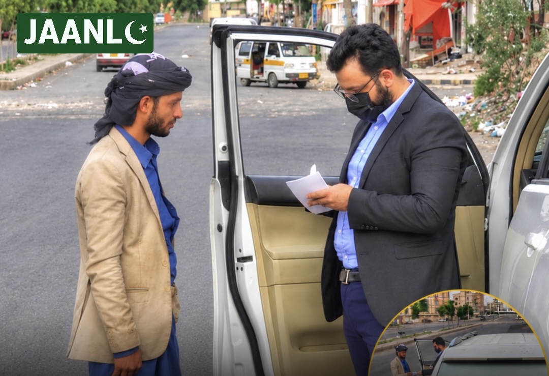 Yemeni Doctor Turned His SUV into a Mobile Clinic and Wrote, "Stop If You Need Any Medical Consultation