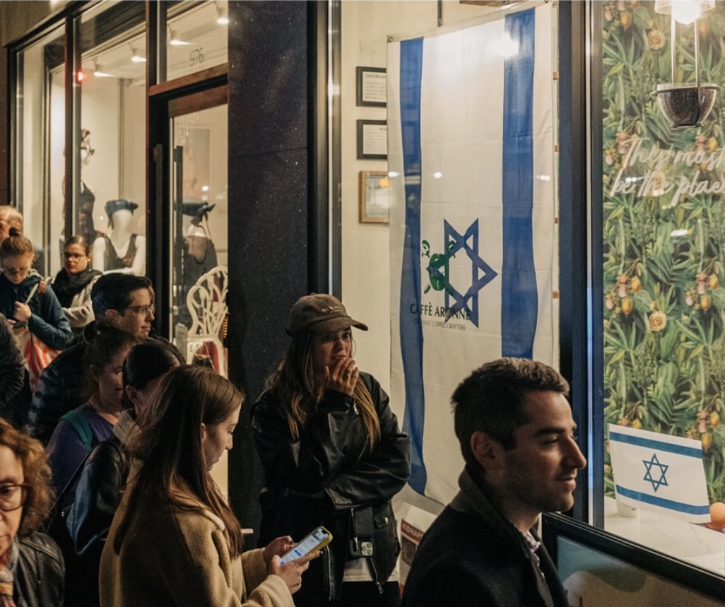 Only Whites Are Welcome: Indians Barred From Entering Israeli-Owned Cafes in India