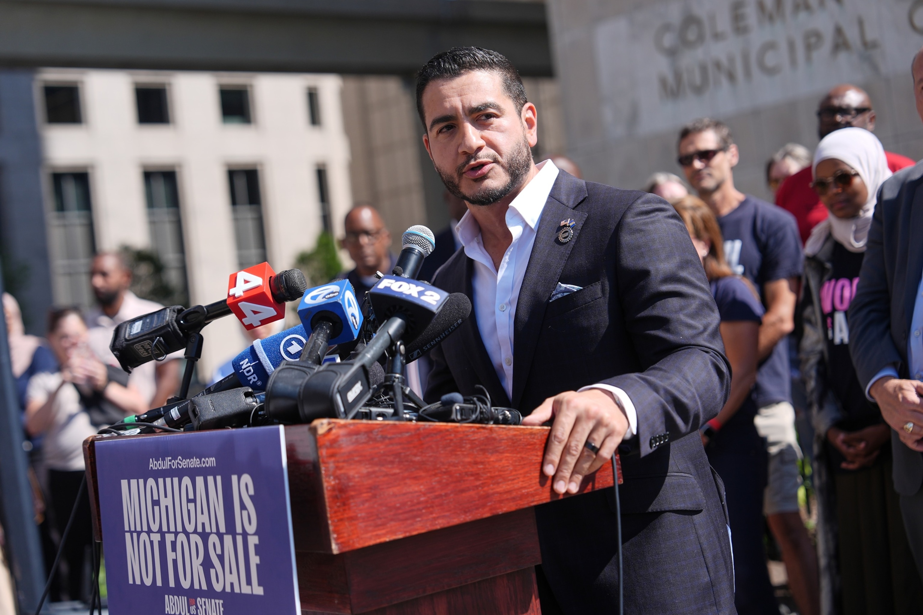 Polls Show Abdul El-Sayed Holding Lead in High-Stakes Michigan U.S. Senate Race