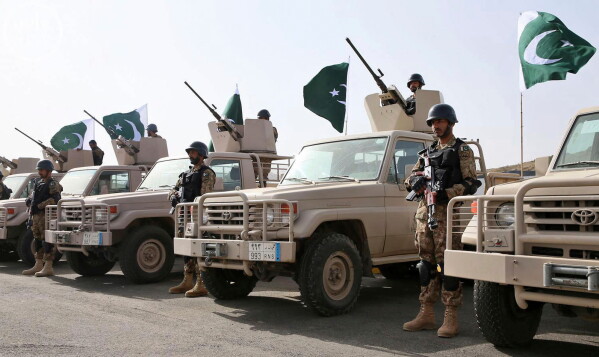 Pakistan Declares Readiness to Defend Saudi Arabia with 'Full Force' as Regional Tensions Mount